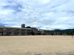 日当山小学校