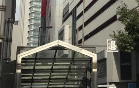 ホワイティうめだ