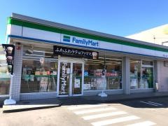 ファミリーマート　伊那上の原店