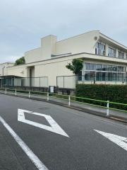 共成小学校