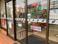 セブンイレブン　広島光南店