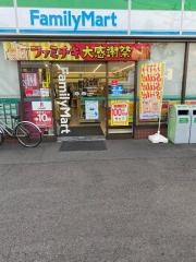 ファミリーマート　川越市駅前店