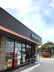 ファミリーマート　上郷ＳＡ下り店