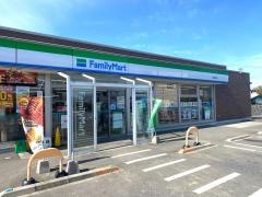 ファミリーマート　県道豊郷店