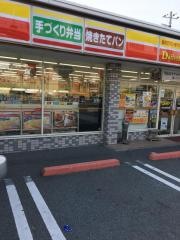 デイリーヤマザキ　神戸新港東店