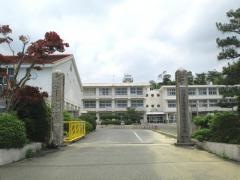 河城小学校