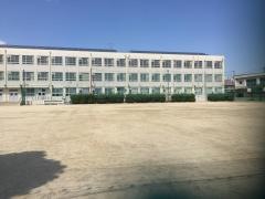 大手小学校
