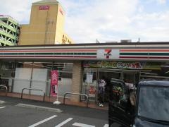 セブンイレブン　亀岡駅前店