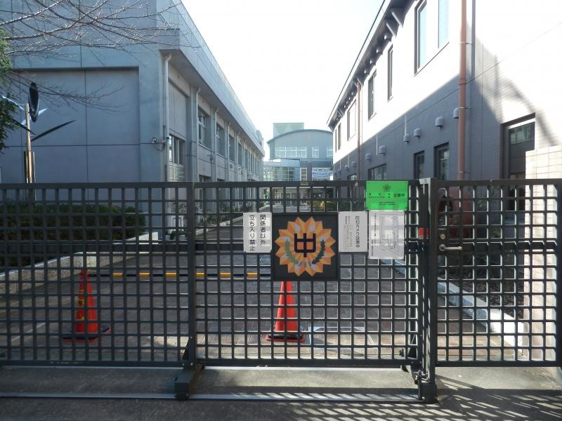 隣接場所