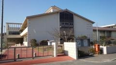 大古小学校