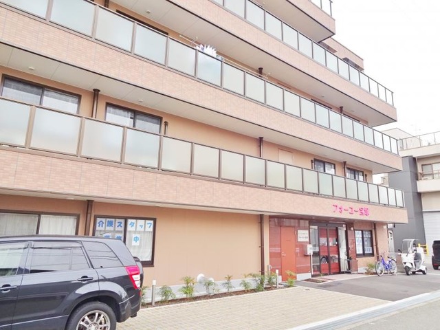 フォーユー宝塚 施設外観