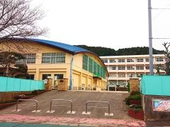 川棚町立川棚中学校