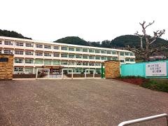 川棚町立川棚中学校