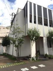 デンティストワタナベ