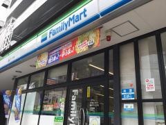 ファミリーマート　豊田ヴィッツ店