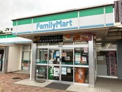 ファミリーマート　吾妻ＰＡ下り店