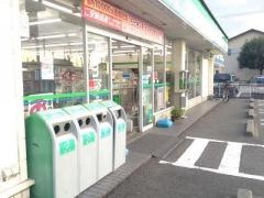 ファミリーマート　野々市堀内店