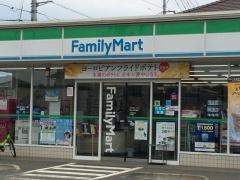 ファミリーマート　富士見京塚店