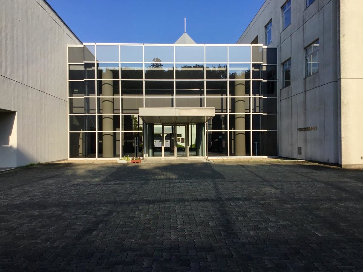 野田看護専門学校外観