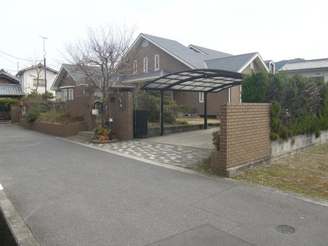 太陽 建物全景