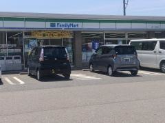 ファミリーマート　国一うねめ店
