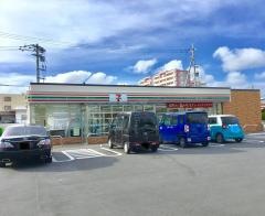 セブンイレブン　名護宇茂佐の森２丁目店