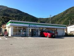 ファミリーマート　城崎来日店