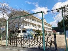 莇野小学校