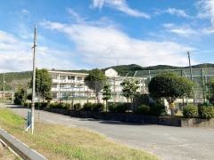 莇野小学校