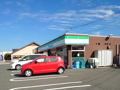 マーケットピア ファミリーマート 八幡学研台店 北九州市八幡西区本城学研台