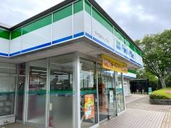 ファミリーマート　千代田ＰＡ上り店