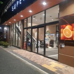 ライフ　新桜台駅前店