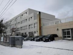 札幌市立新琴似中学校