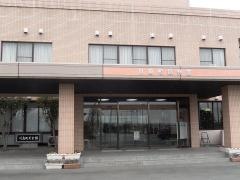 川島町民会館