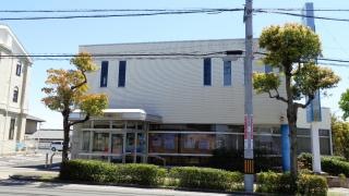 知多信用金庫図書館前支店