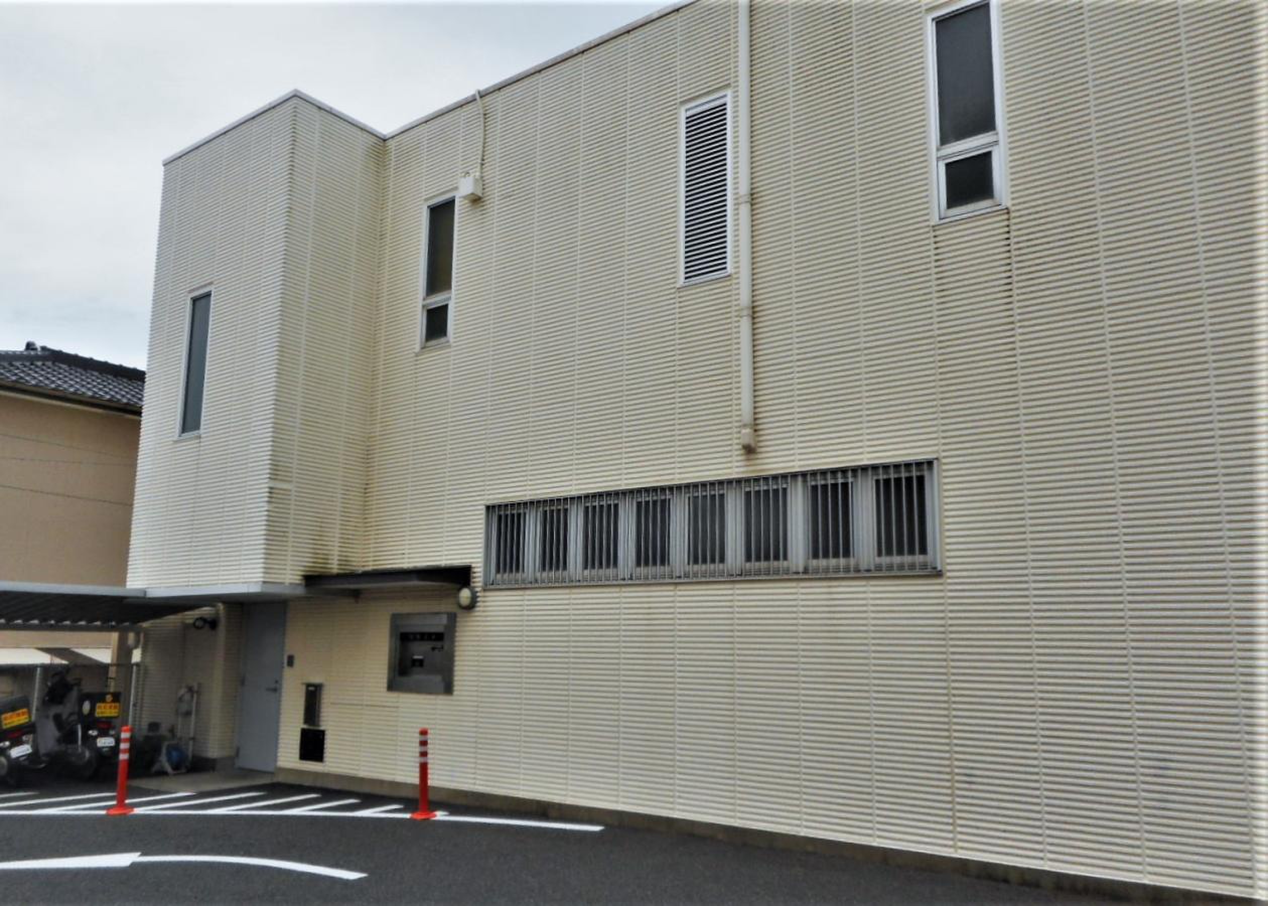 知多信用金庫図書館前支店／ホームメイト