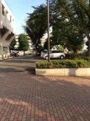 西府図書館