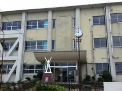 法立小学校