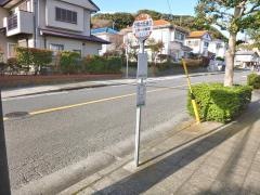 「夕陽ガ丘通り」バス停留所