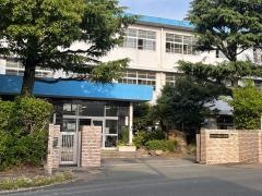 鳴水小学校