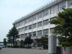新潟市立両川中学校