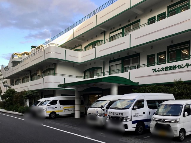 フレンズホーム 施設外観