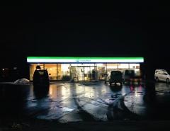 ファミリーマート　弘前大鰐インター店