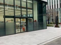 セブンイレブン　横浜みなとみらい４丁目店