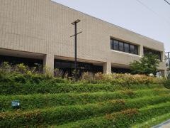 川崎市立幸図書館