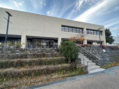 川崎市立幸図書館