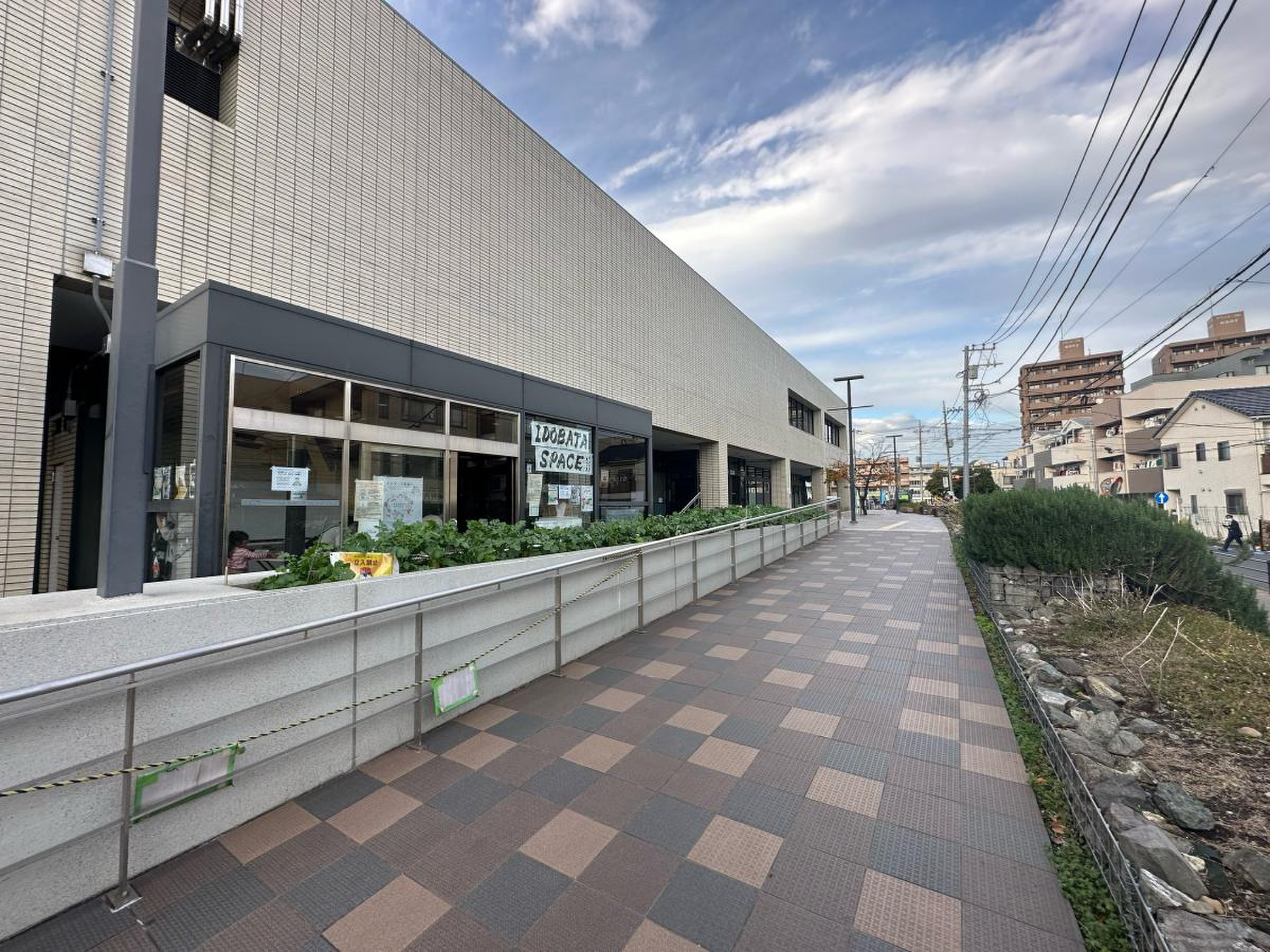 川崎 市立 幸 図書館