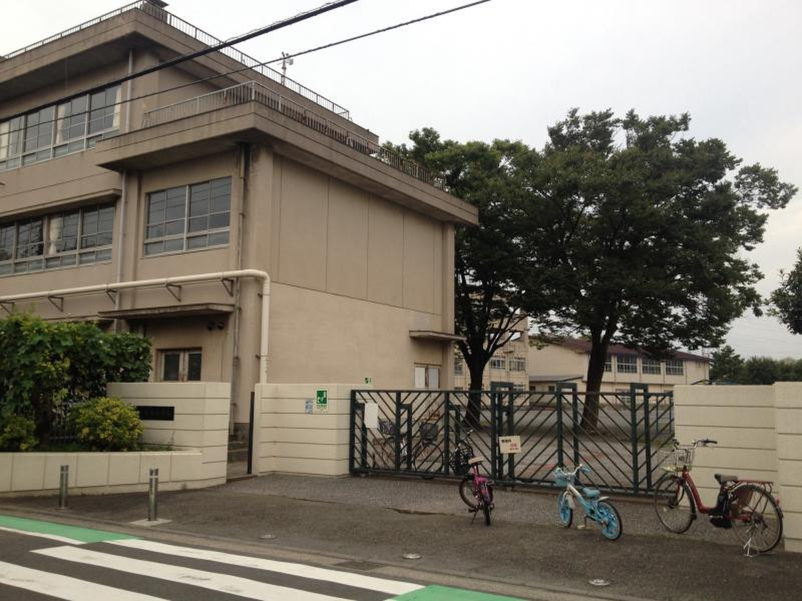 川崎 市立 渡田 小学校