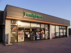 ファミリーマート　梓川ＳＡ上り店