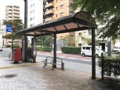 「新川二丁目(東側)」バス停留所